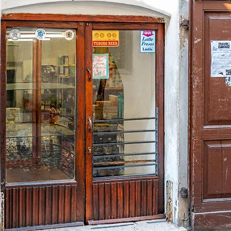 Casa Del Sole アパート